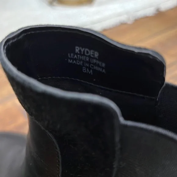 Tahari leather booties - Picture 7 of 7